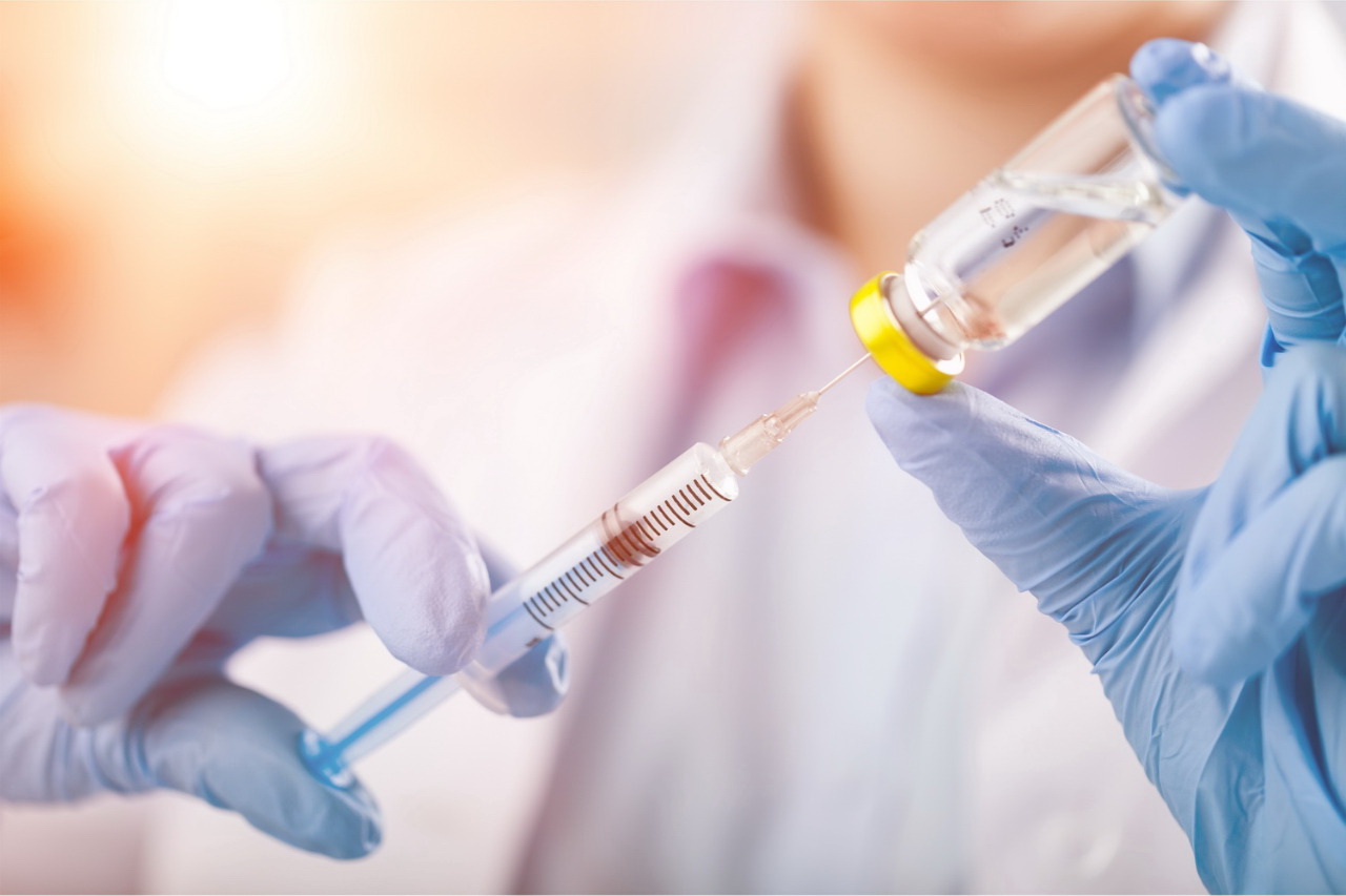 В Германии медсестра вводила физраствор вместо вакцины от коронавируса